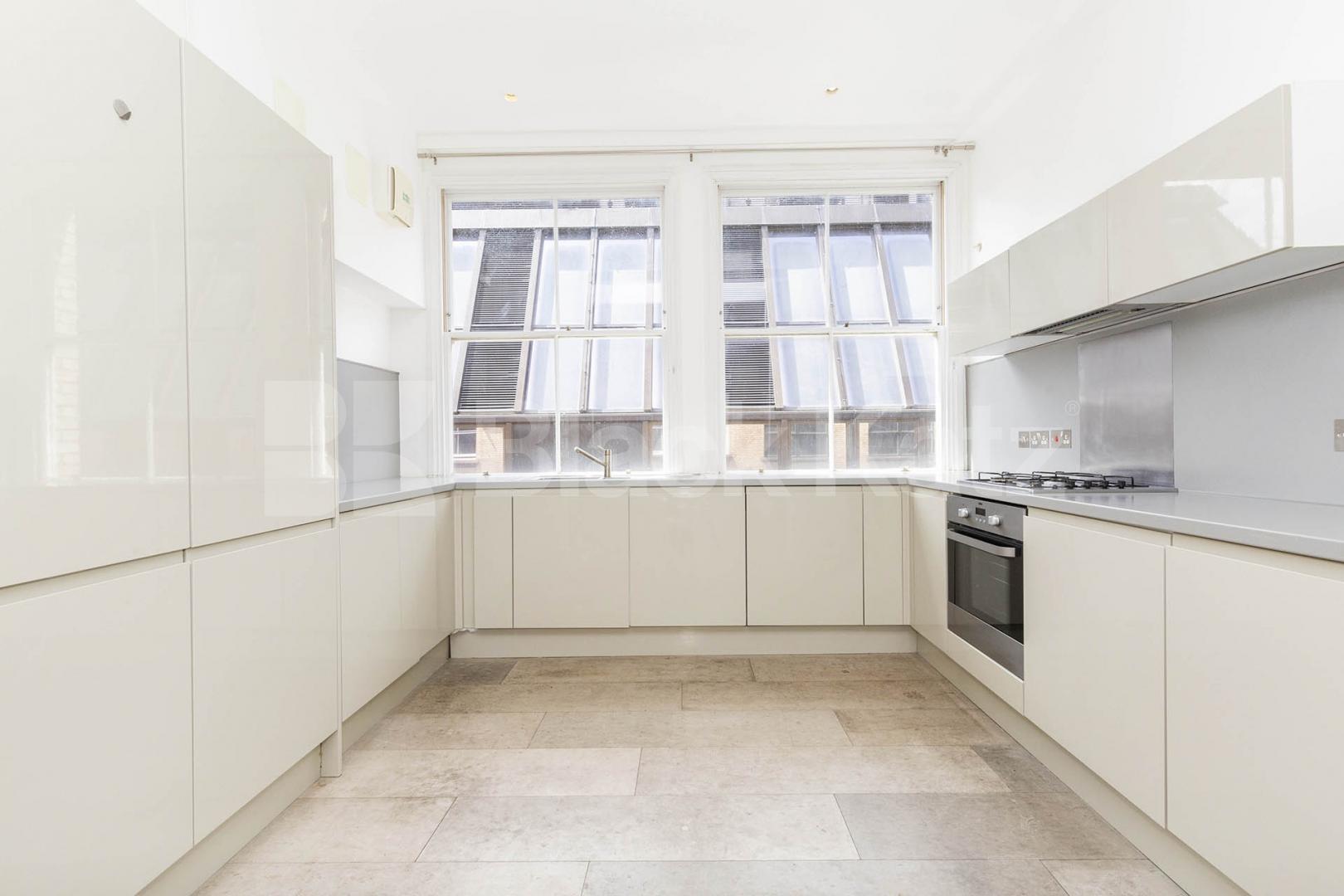 2 bed 2 bath Warehouse conversion locate din the heart of Clerkenwell   Berry Street, Clerkenwell